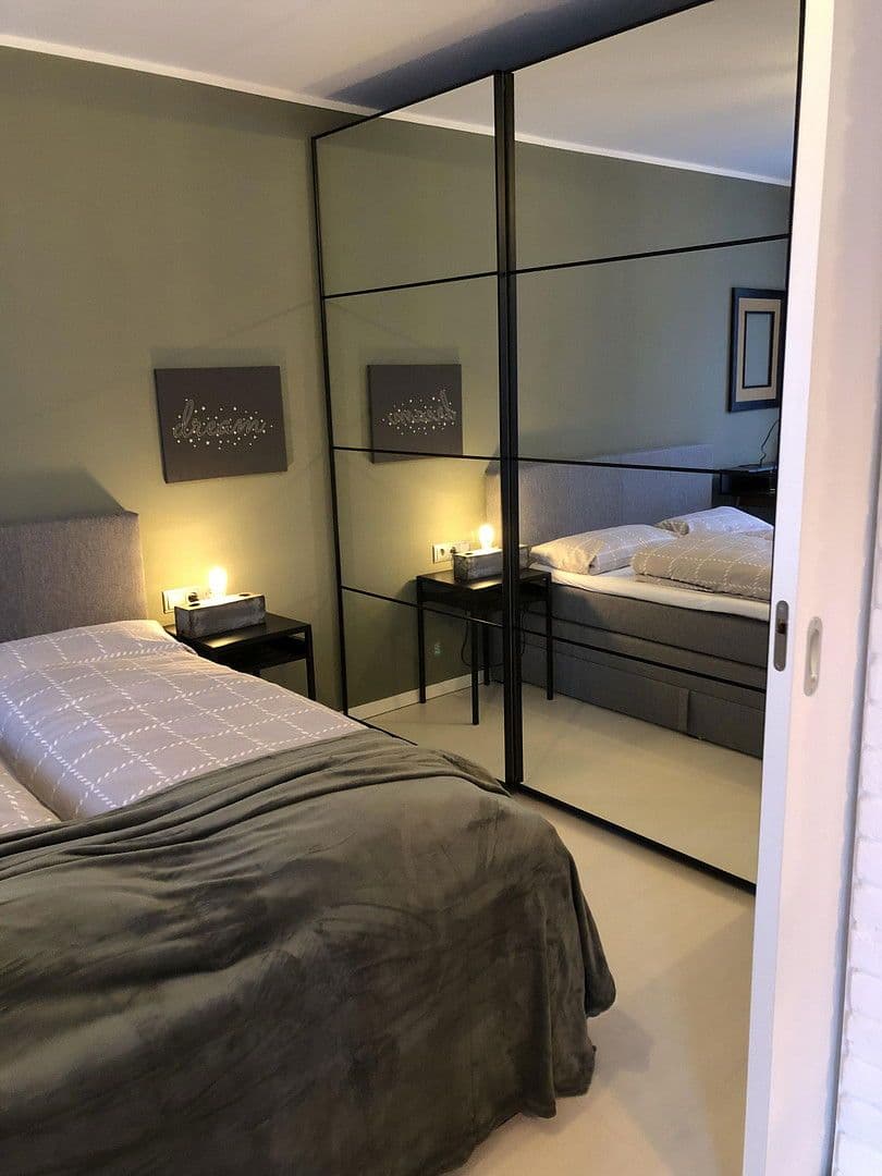 Prenájom bytu 2-izbový 42 m², Erich-Weinertstr. 139a, Berlin, Berlín Prenájom bytu 2-izbový 42 m², Erich-Weinertstr. 139a, Berlin, Berlín