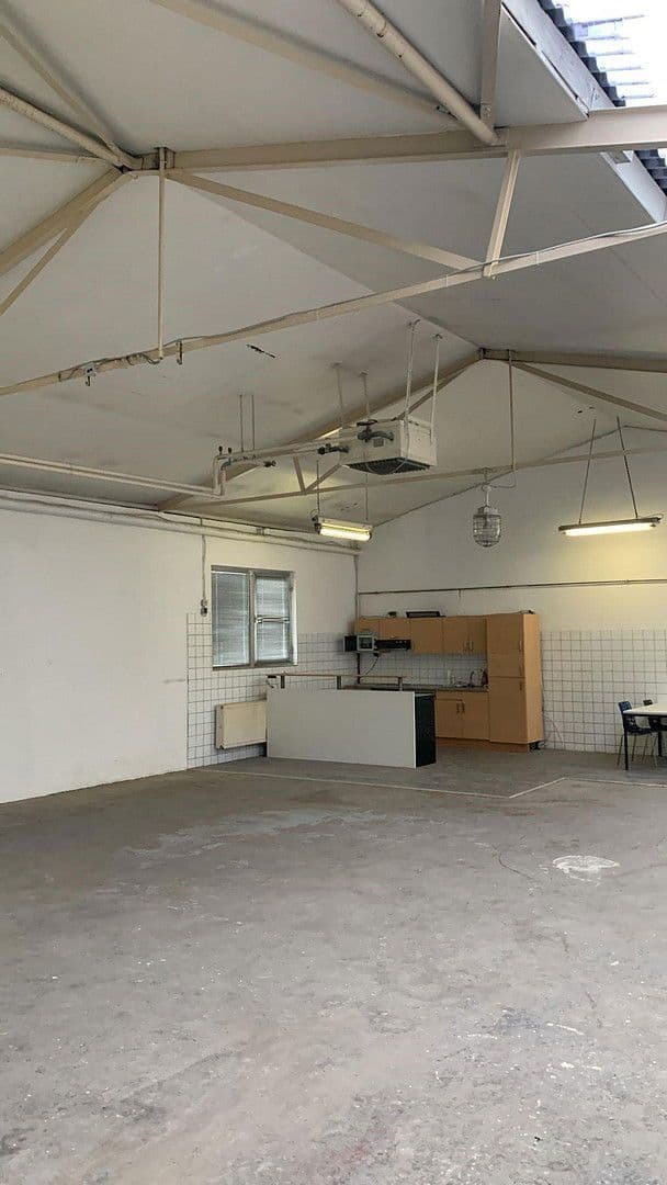 Prenájom nebytového priestoru 504 m², Lage, Severné Porýnie - Westfálsko Prenájom nebytového priestoru 504 m², Lage, Severné Porýnie - Westfálsko