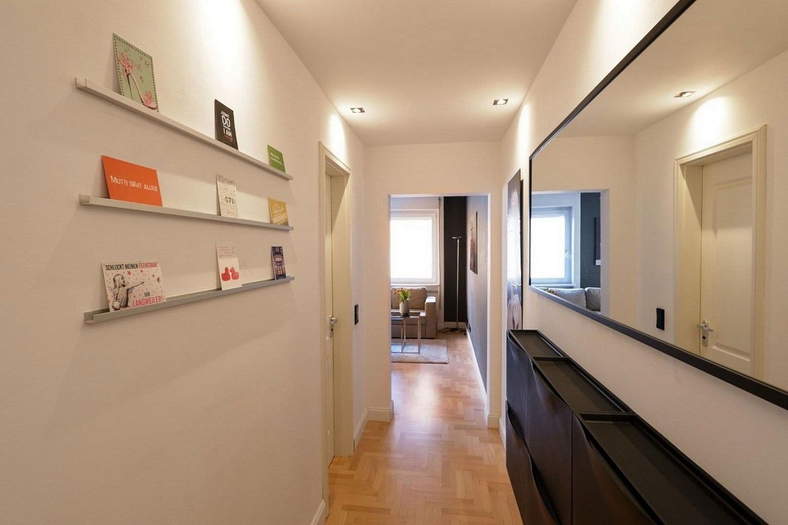 Prenájom bytu 2-izbový 50 m², Stuttgart, Bádensko-Wurttembersko Prenájom bytu 2-izbový 50 m², Stuttgart, Bádensko-Wurttembersko