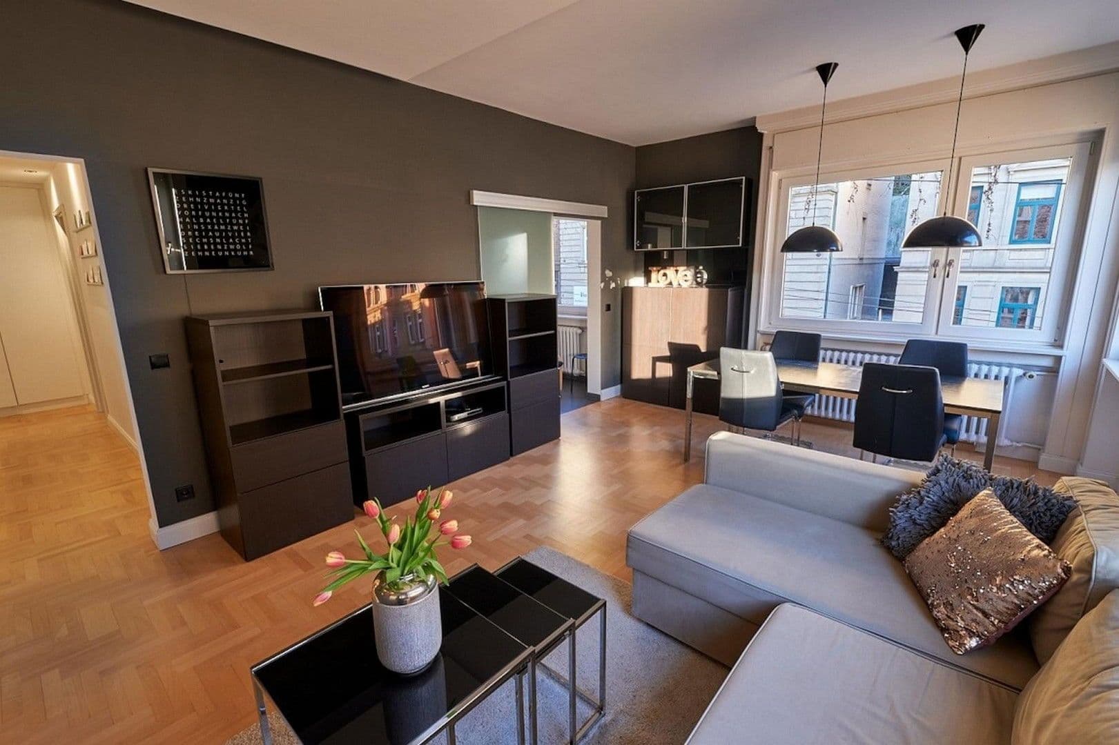 Prenájom bytu 2-izbový 50 m², Stuttgart, Bádensko-Wurttembersko Prenájom bytu 2-izbový 50 m², Stuttgart, Bádensko-Wurttembersko