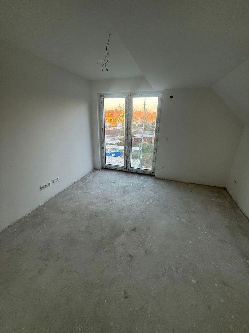 Prenájom bytu 3-izbový 83 m², Köln, Severné Porýnie - Westfálsko Prenájom bytu 3-izbový 83 m², Köln, Severné Porýnie - Westfálsko