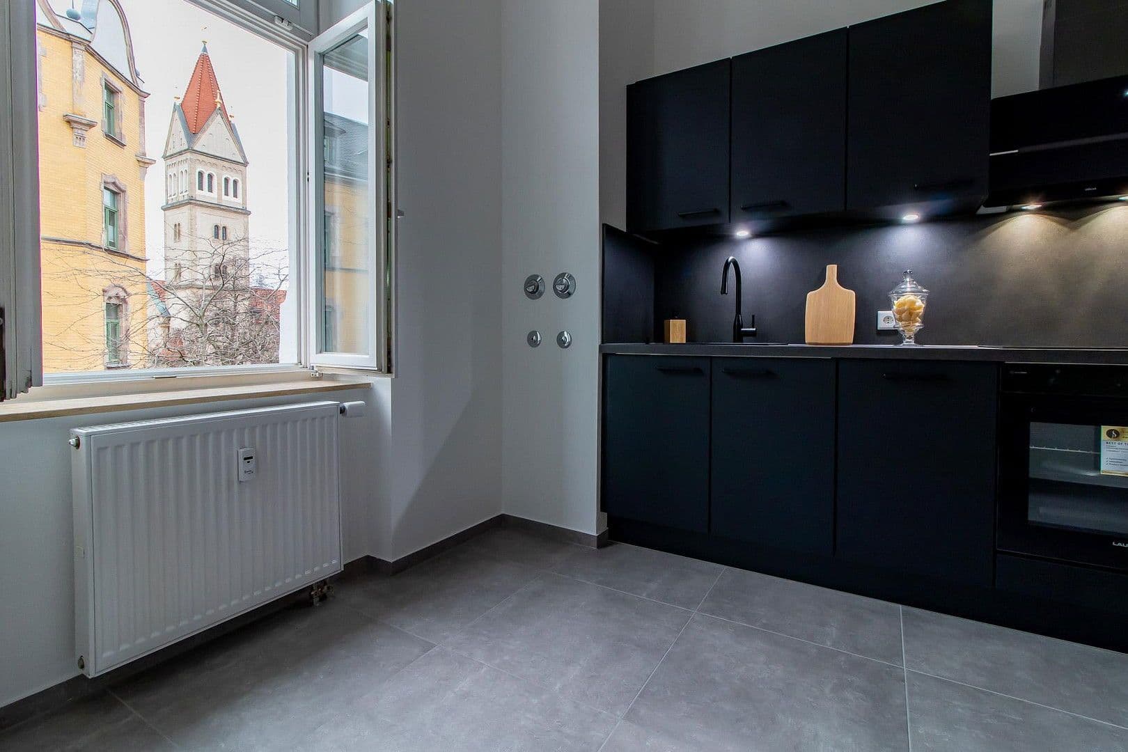Predaj bytu 2-izbový 72 m², Chemnitz, Sasko Predaj bytu 2-izbový 72 m², Chemnitz, Sasko