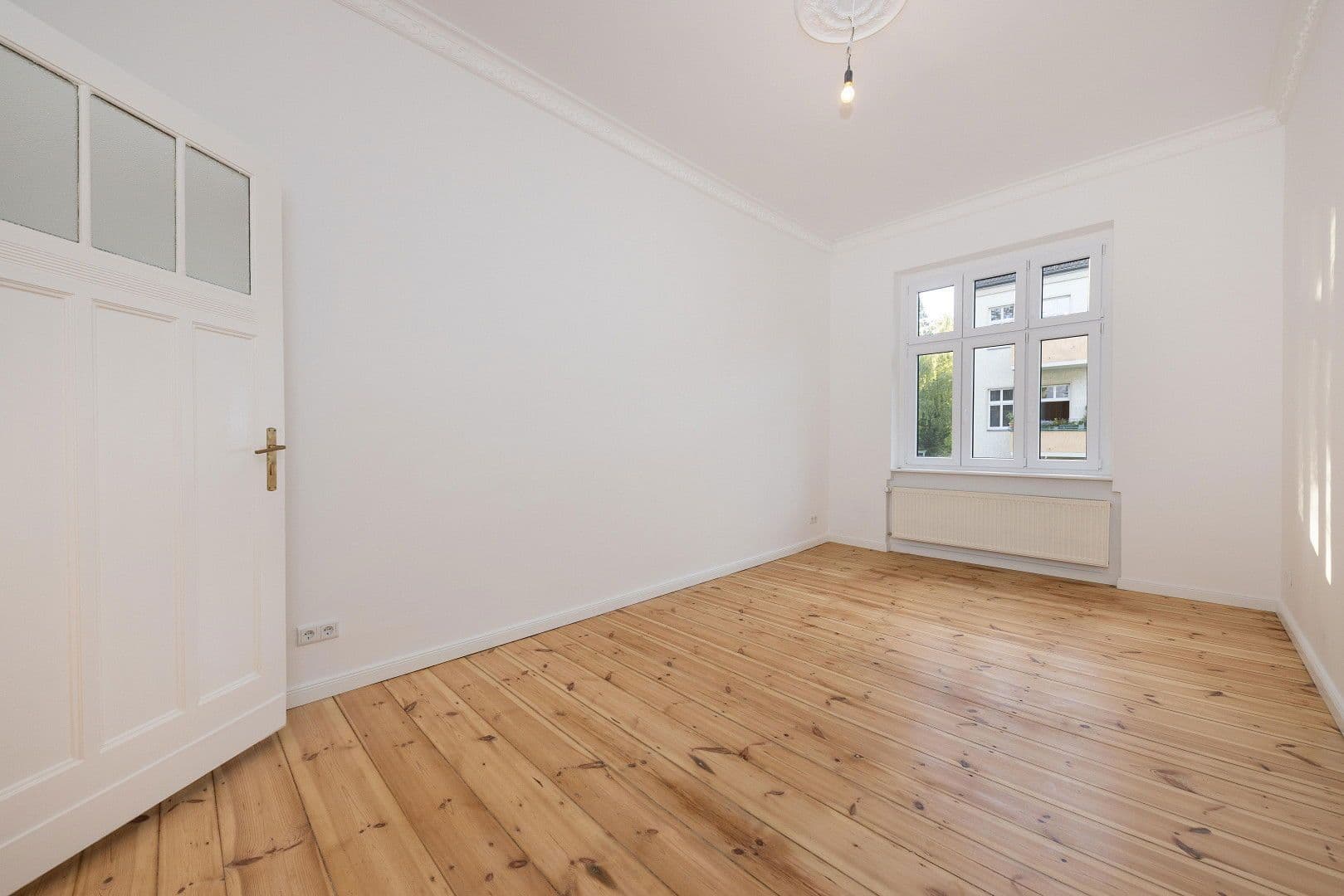 Predaj bytu 5-izbový 131 m², Unter den Eichen 55, Berlin, Berlín Predaj bytu 5-izbový 131 m², Unter den Eichen 55, Berlin, Berlín