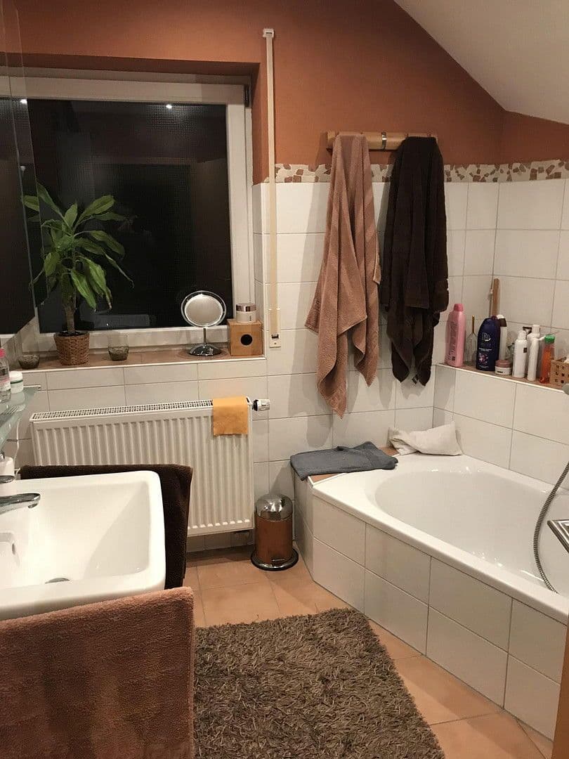 Predaj domu 144 m², pozemek 610 m², Bad Mergentheim, Bádensko-Wurttembersko Predaj domu 144 m², pozemek 610 m², Bad Mergentheim, Bádensko-Wurttembersko