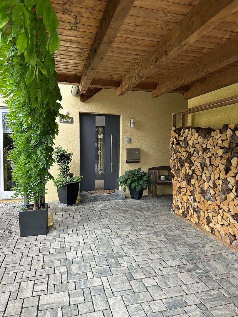 Predaj domu 144 m², pozemek 610 m², Bad Mergentheim, Bádensko-Wurttembersko Predaj domu 144 m², pozemek 610 m², Bad Mergentheim, Bádensko-Wurttembersko