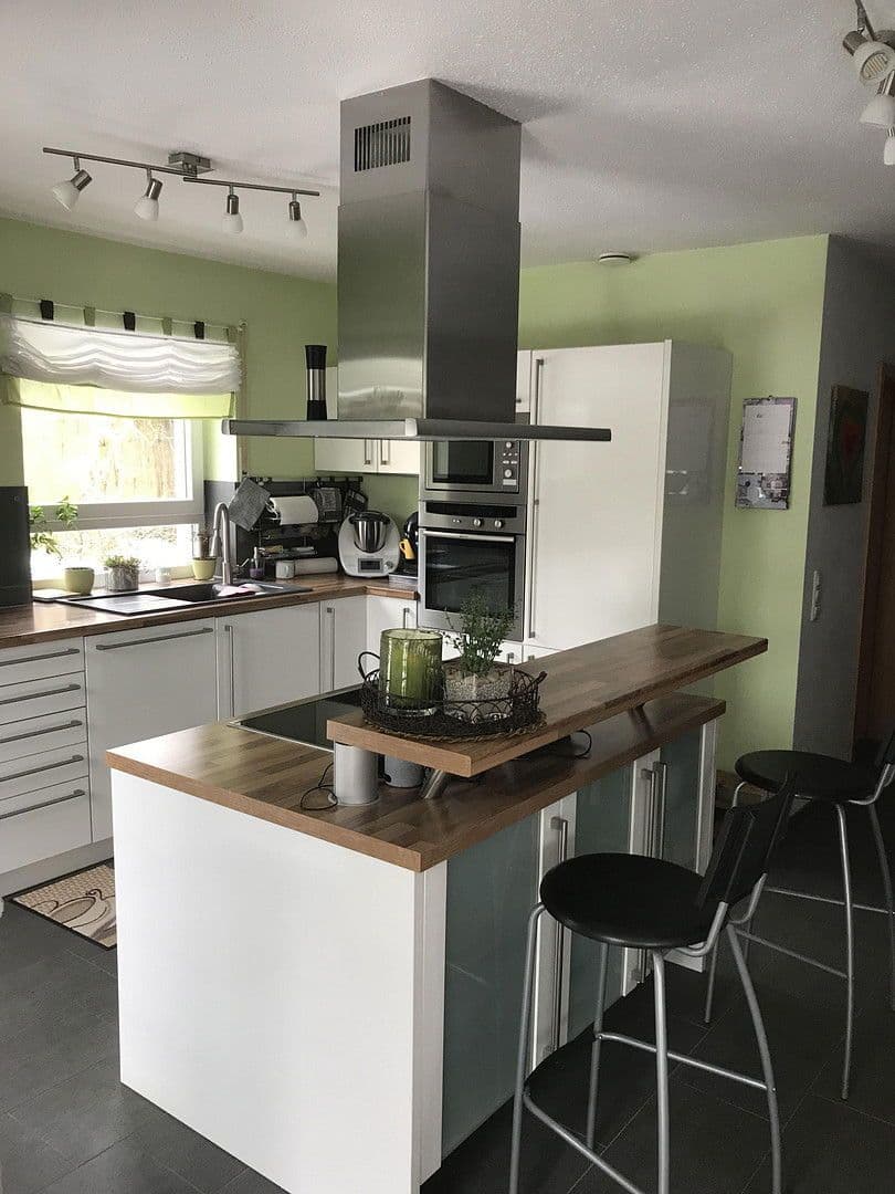 Predaj domu 144 m², pozemek 610 m², Bad Mergentheim, Bádensko-Wurttembersko Predaj domu 144 m², pozemek 610 m², Bad Mergentheim, Bádensko-Wurttembersko