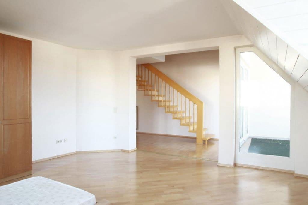 Prenájom bytu 4-izbový 170 m², Lehenstr. 25, Donaueschingen, Bádensko-Wurttembersko Prenájom bytu 4-izbový 170 m², Lehenstr. 25, Donaueschingen, Bádensko-Wurttembersko