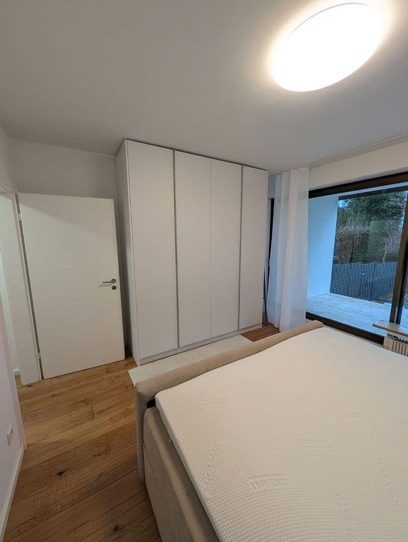 Prenájom bytu 2-izbový 95 m², Rubensstraße 12, Düsseldorf, Severné Porýnie - Westfálsko Prenájom bytu 2-izbový 95 m², Rubensstraße 12, Düsseldorf, Severné Porýnie - Westfálsko