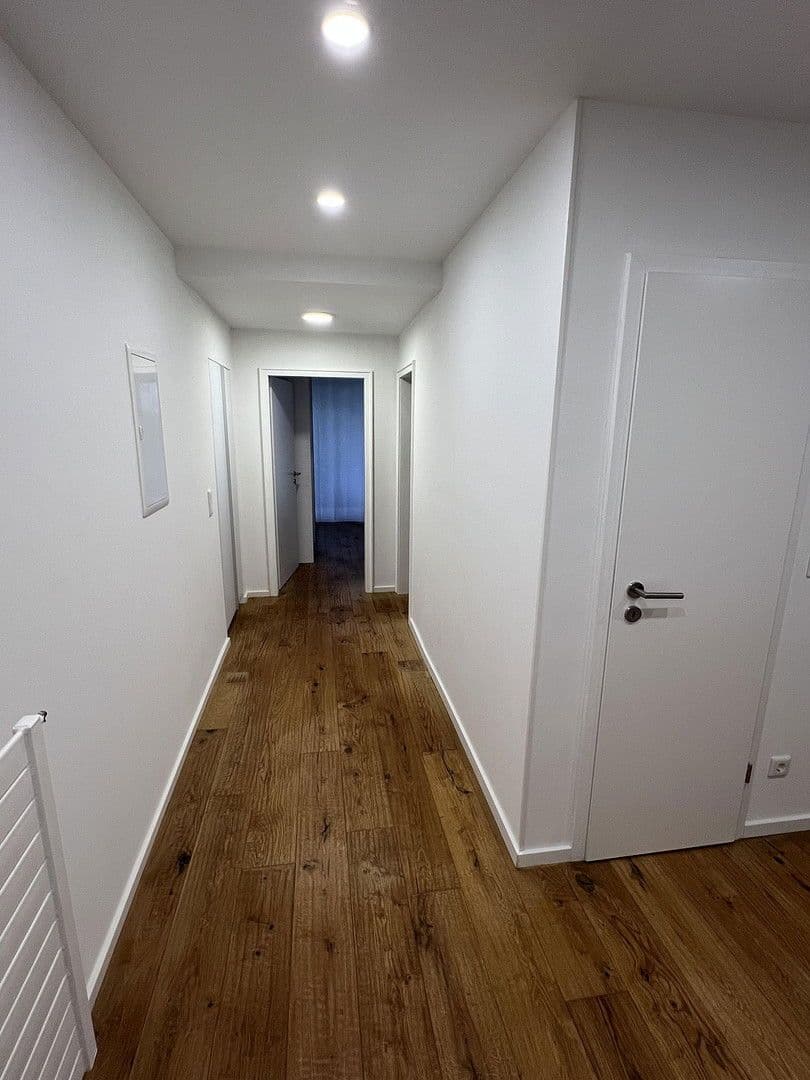 Prenájom bytu 2-izbový 95 m², Rubensstraße 12, Düsseldorf, Severné Porýnie - Westfálsko Prenájom bytu 2-izbový 95 m², Rubensstraße 12, Düsseldorf, Severné Porýnie - Westfálsko