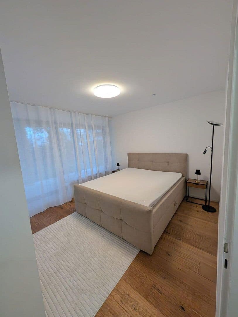 Prenájom bytu 2-izbový 95 m², Rubensstraße 12, Düsseldorf, Severné Porýnie - Westfálsko Prenájom bytu 2-izbový 95 m², Rubensstraße 12, Düsseldorf, Severné Porýnie - Westfálsko