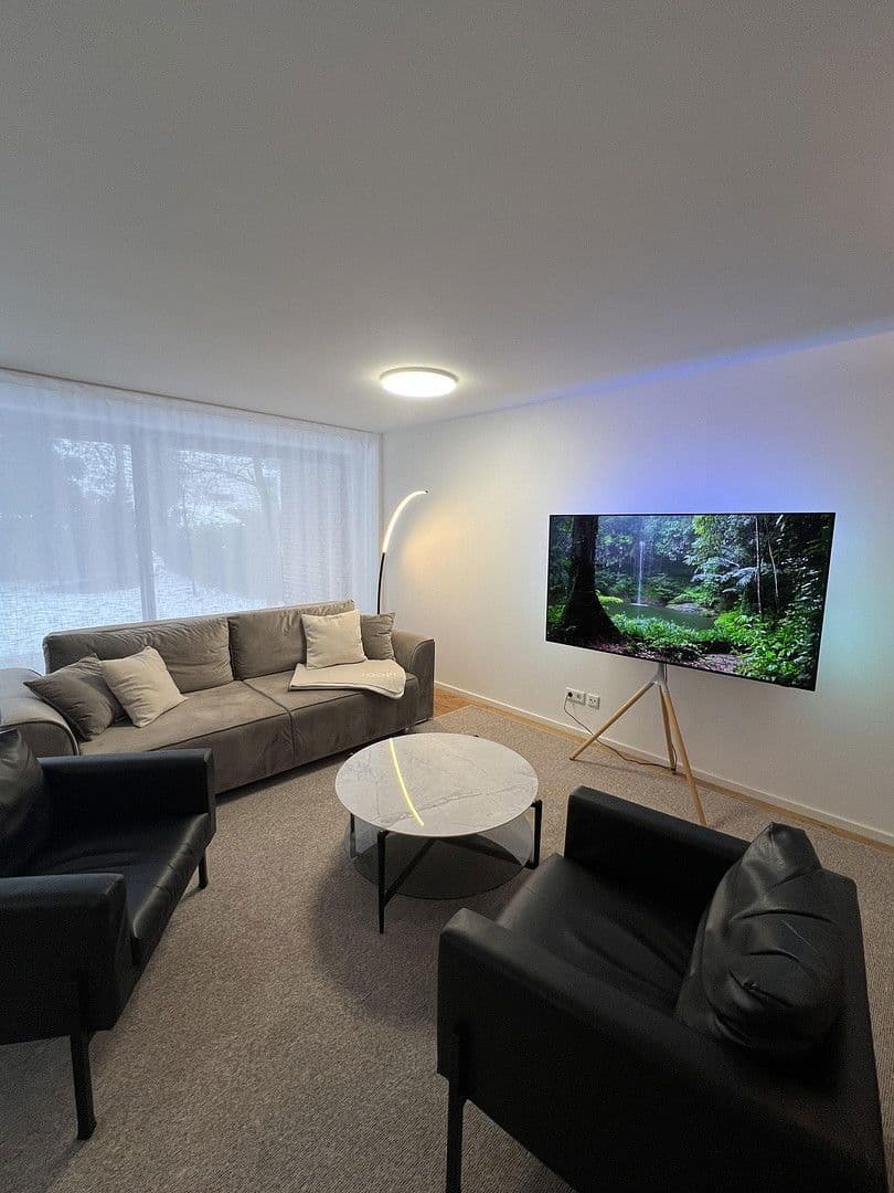 Prenájom bytu 2-izbový 95 m², Rubensstraße 12, Düsseldorf, Severné Porýnie - Westfálsko Prenájom bytu 2-izbový 95 m², Rubensstraße 12, Düsseldorf, Severné Porýnie - Westfálsko