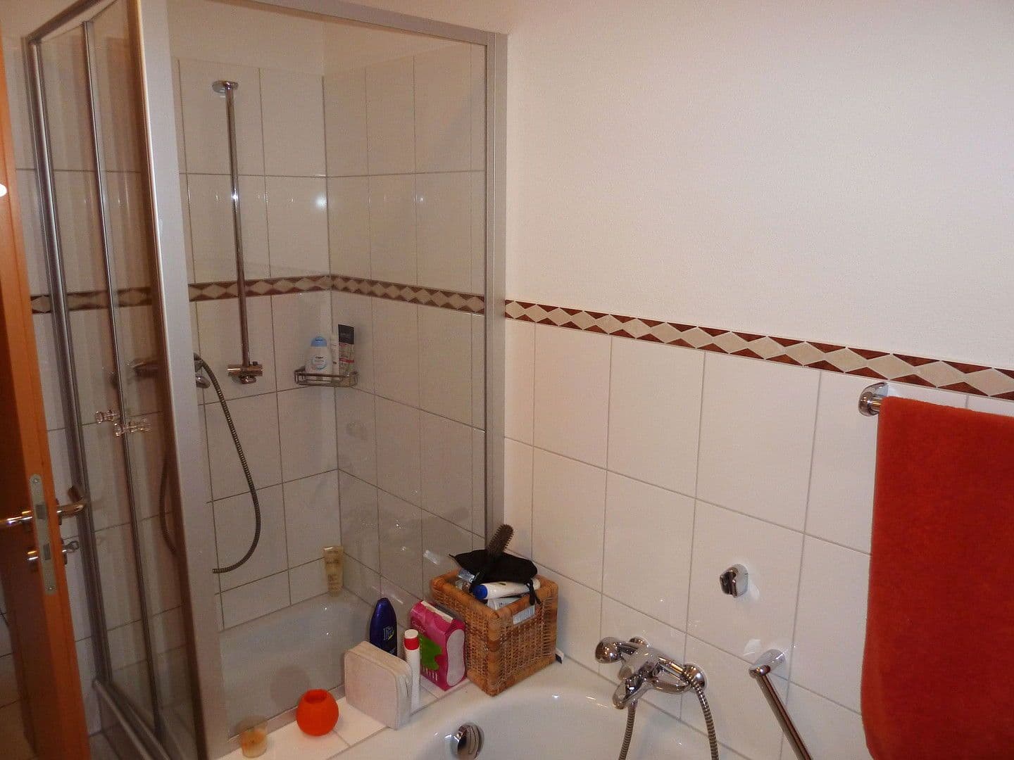 Prenájom bytu 2-izbový 68 m², Waldshut-Tiengen, Bádensko-Wurttembersko Prenájom bytu 2-izbový 68 m², Waldshut-Tiengen, Bádensko-Wurttembersko