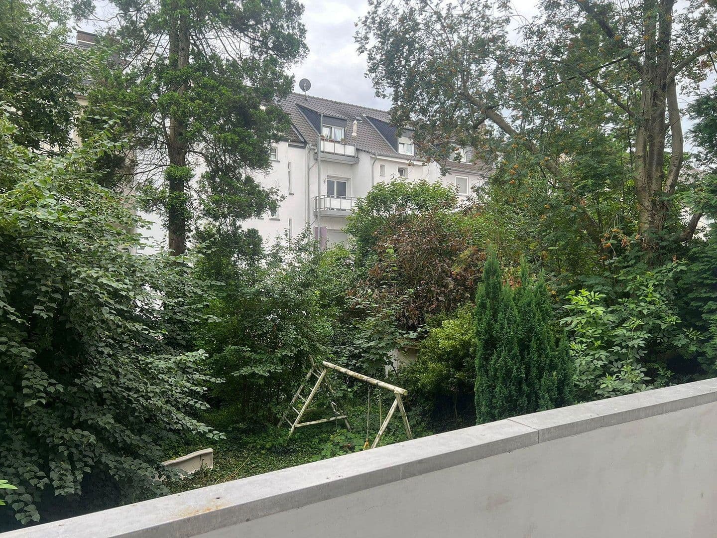 Predaj domu 328 m², pozemek 266 m², Essen Frohnhausen, Severné Porýnie - Westfálsko Predaj domu 328 m², pozemek 266 m², Essen Frohnhausen, Severné Porýnie - Westfálsko