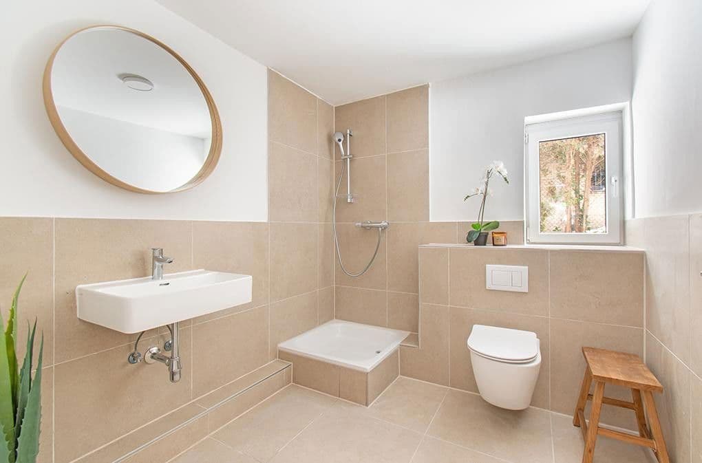 Predaj domu 148 m², pozemek 409 m², Hamburg, Hamburg Predaj domu 148 m², pozemek 409 m², Hamburg, Hamburg