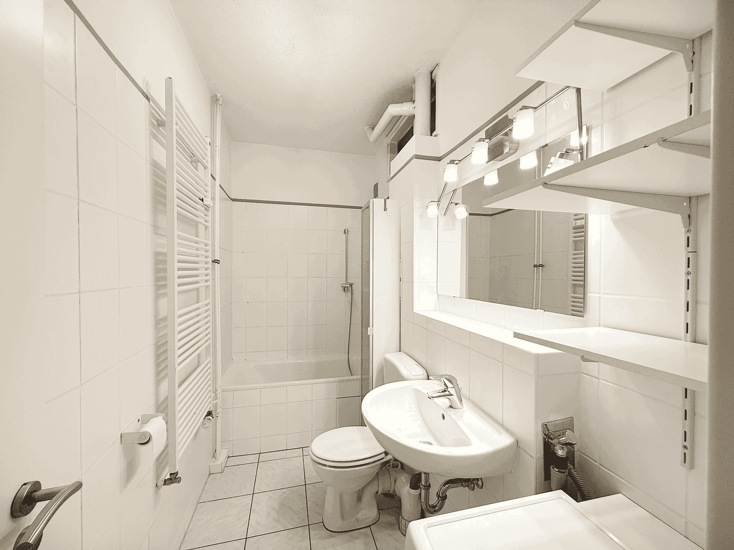 Predaj bytu 1-izbový 50 m², Berlin, Berlín Predaj bytu 1-izbový 50 m², Berlin, Berlín