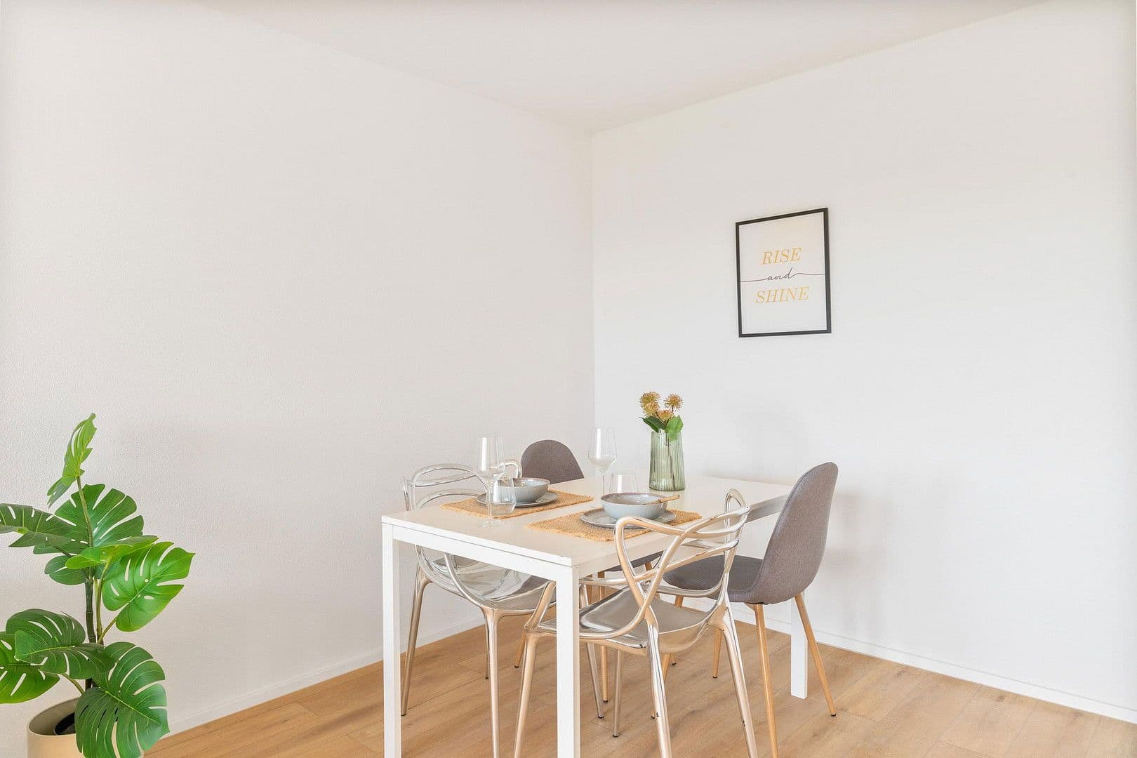 Predaj bytu 3-izbový 78 m², Stuttgart, Bádensko-Wurttembersko Predaj bytu 3-izbový 78 m², Stuttgart, Bádensko-Wurttembersko