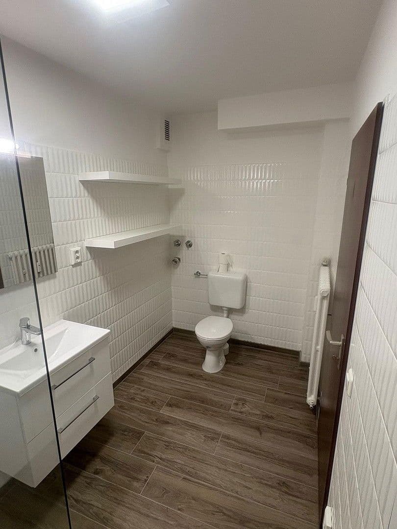 Prenájom bytu 2-izbový 71 m², Erkrath, Severné Porýnie - Westfálsko Prenájom bytu 2-izbový 71 m², Erkrath, Severné Porýnie - Westfálsko