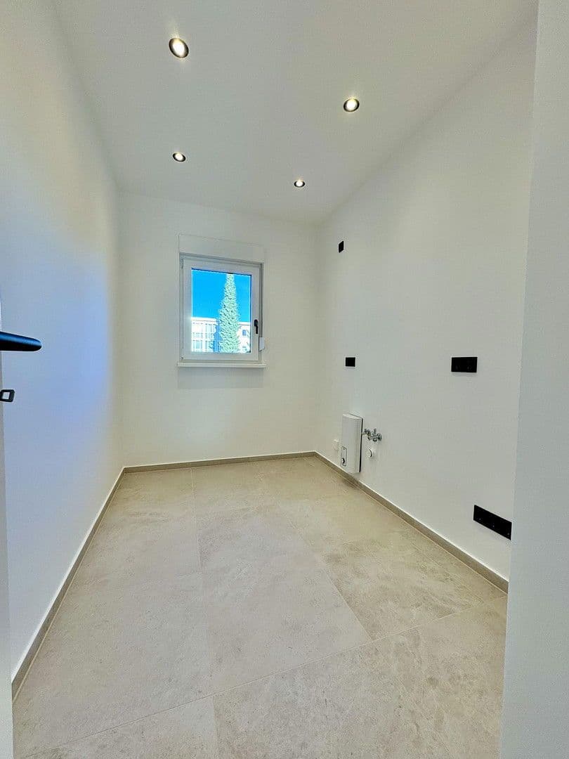 Predaj bytu 3-izbový 58 m², Berlin, Berlín Predaj bytu 3-izbový 58 m², Berlin, Berlín