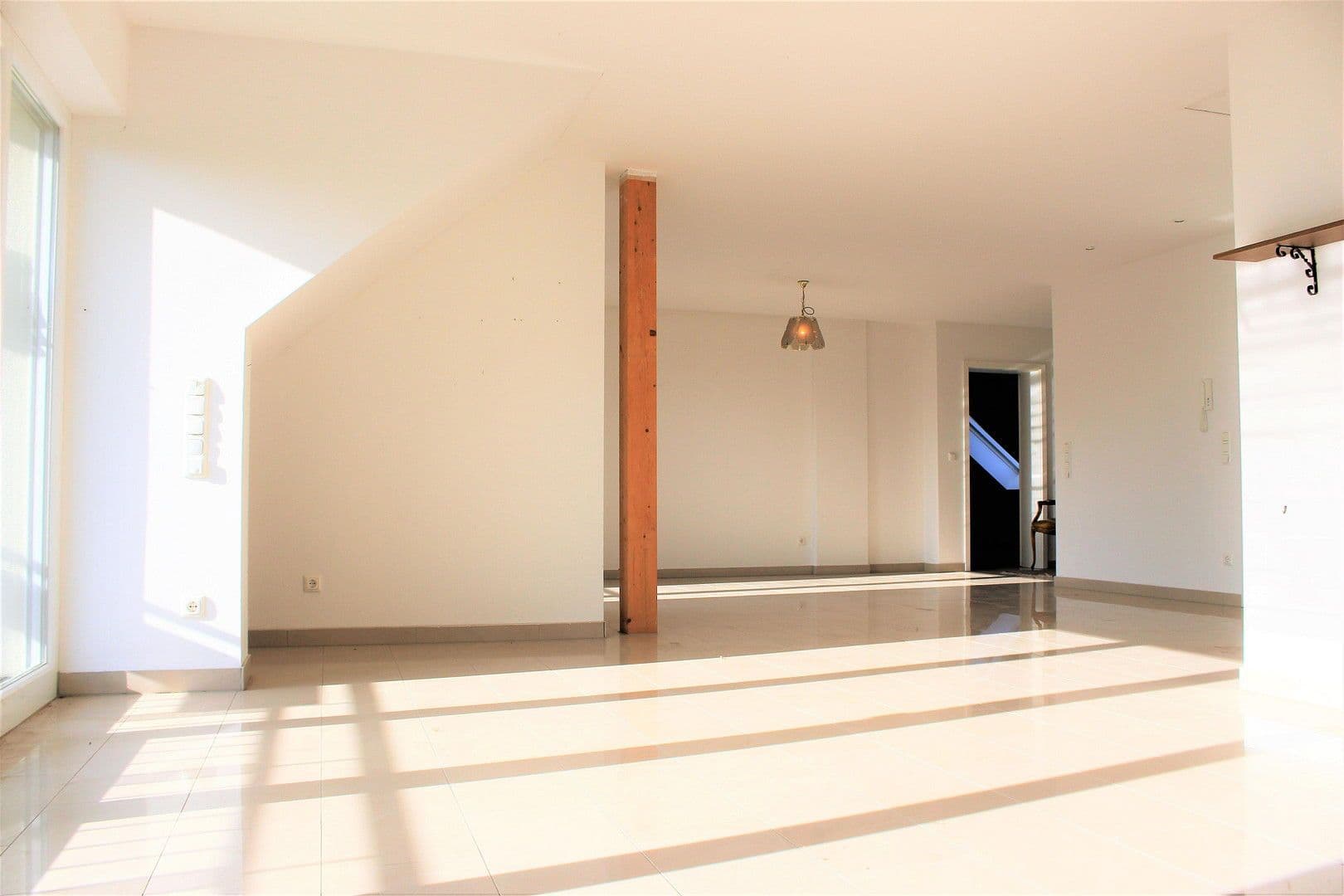 Prenájom bytu 3-izbový 126 m², Haibach, Bavorsko Prenájom bytu 3-izbový 126 m², Haibach, Bavorsko