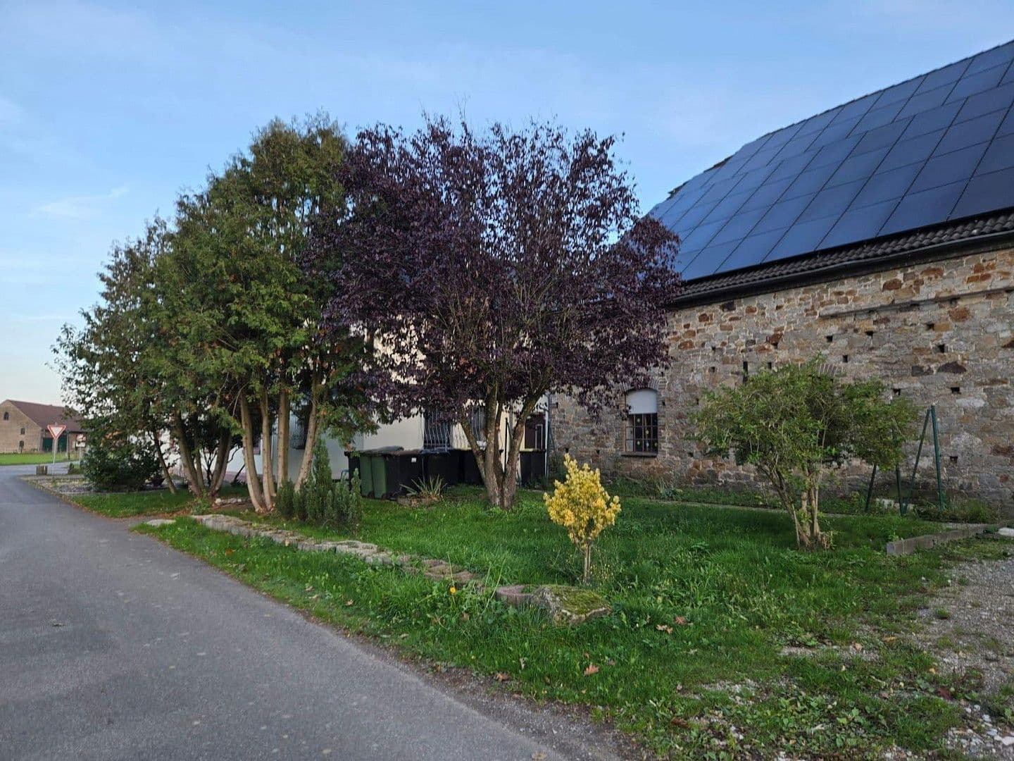 Predaj domu 520 m², pozemek 3.879 m², Versmolderstr. 121, Dissen, Dolné Sasko Predaj domu 520 m², pozemek 3.879 m², Versmolderstr. 121, Dissen, Dolné Sasko