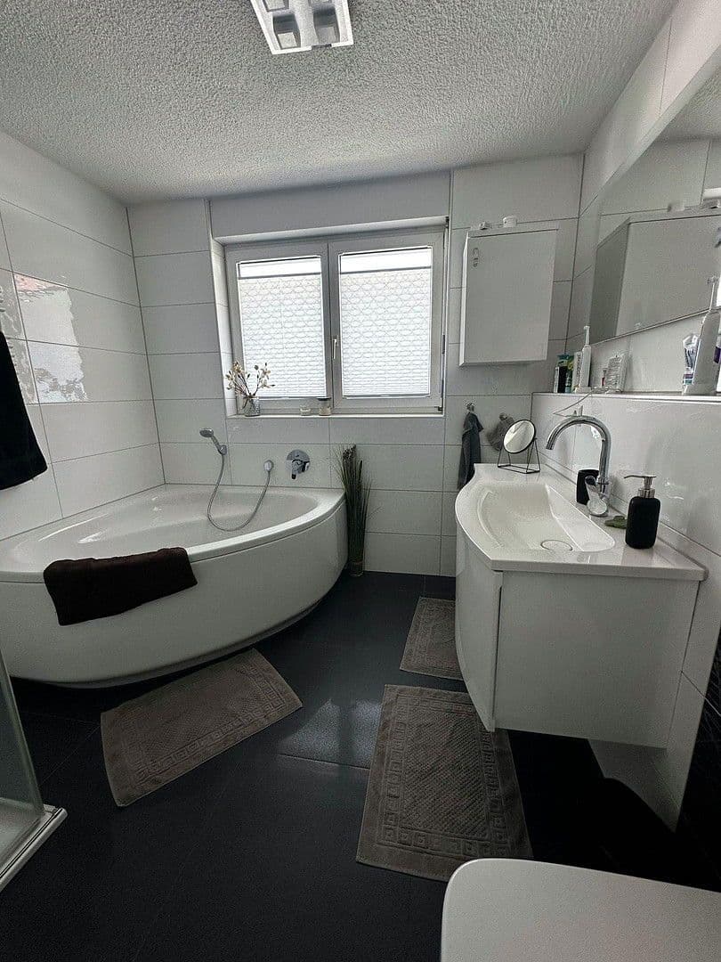 Predaj bytu 4-izbový 120 m², Rheinfelden (Baden), Bádensko-Wurttembersko Predaj bytu 4-izbový 120 m², Rheinfelden (Baden), Bádensko-Wurttembersko