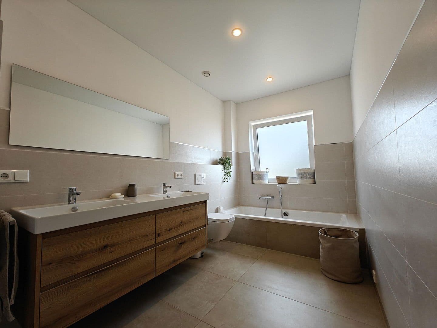 Predaj domu 147 m², pozemek 487 m², Hückelhoven, Severné Porýnie - Westfálsko Predaj domu 147 m², pozemek 487 m², Hückelhoven, Severné Porýnie - Westfálsko