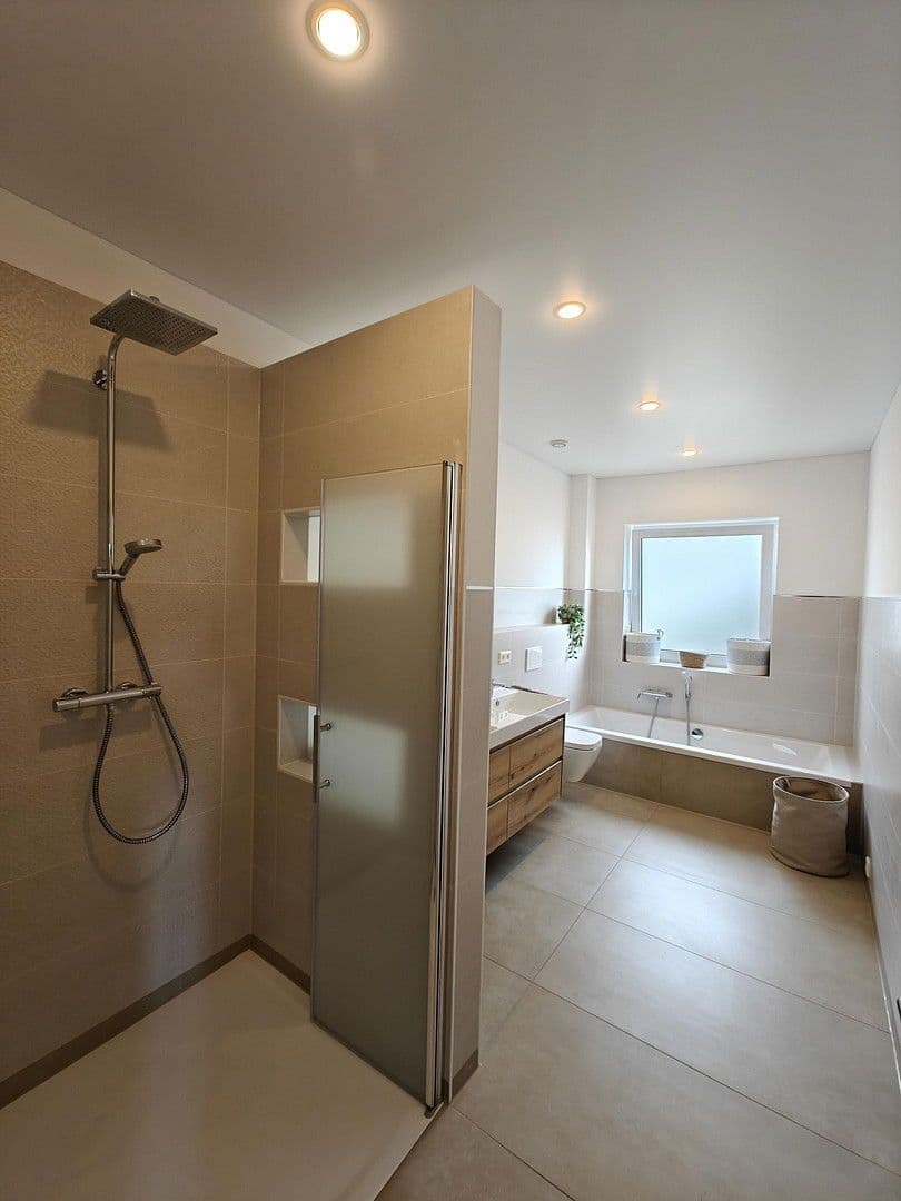 Predaj domu 147 m², pozemek 487 m², Hückelhoven, Severné Porýnie - Westfálsko Predaj domu 147 m², pozemek 487 m², Hückelhoven, Severné Porýnie - Westfálsko