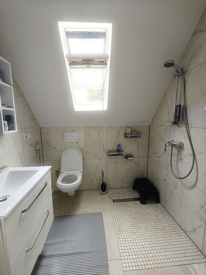 Predaj domu 90 m², pozemek 373 m², Gelsenkirchen, Severné Porýnie - Westfálsko Predaj domu 90 m², pozemek 373 m², Gelsenkirchen, Severné Porýnie - Westfálsko