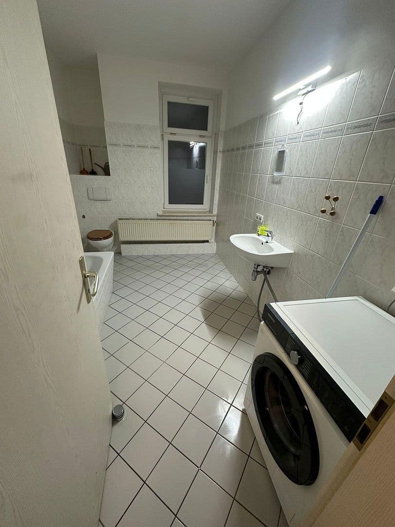 Prenájom bytu 1-izbový 52 m², Weberstraße 4, Zwenkau, Sasko Prenájom bytu 1-izbový 52 m², Weberstraße 4, Zwenkau, Sasko