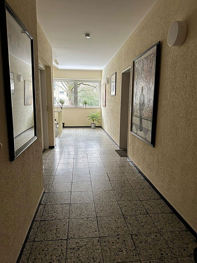 Predaj bytu 5-izbový 182 m², Köln, Severné Porýnie - Westfálsko Predaj bytu 5-izbový 182 m², Köln, Severné Porýnie - Westfálsko