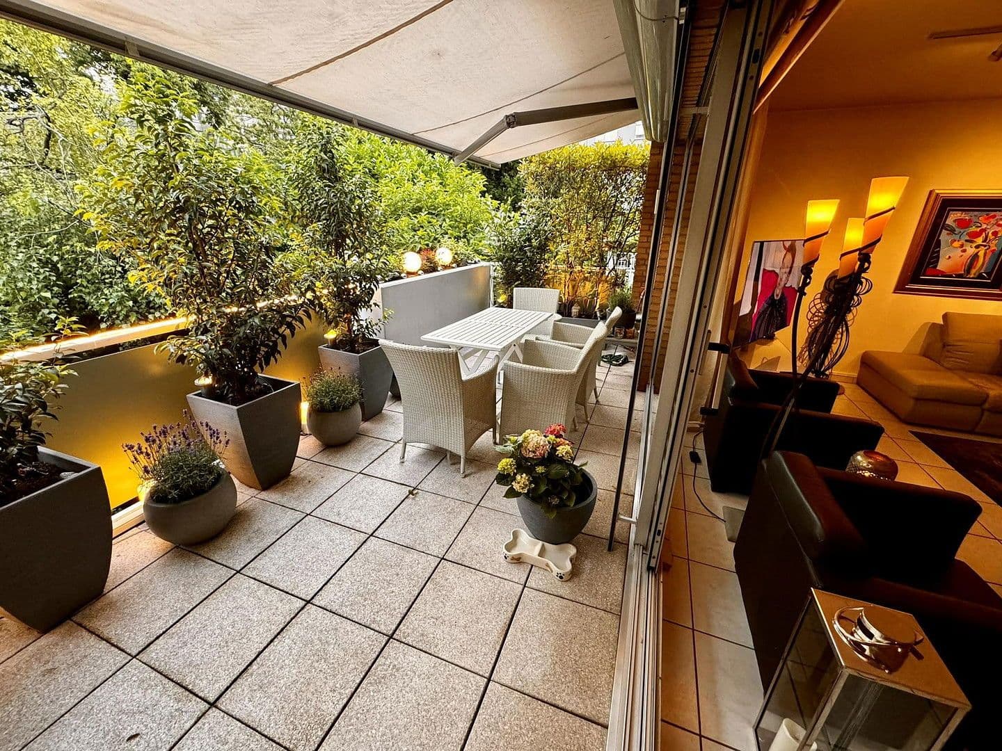 Predaj bytu 5-izbový 182 m², Köln, Severné Porýnie - Westfálsko Predaj bytu 5-izbový 182 m², Köln, Severné Porýnie - Westfálsko