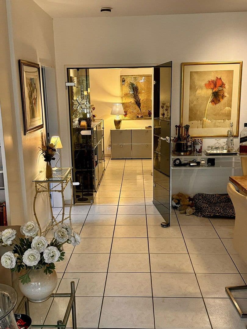 Predaj bytu 5-izbový 182 m², Köln, Severné Porýnie - Westfálsko Predaj bytu 5-izbový 182 m², Köln, Severné Porýnie - Westfálsko