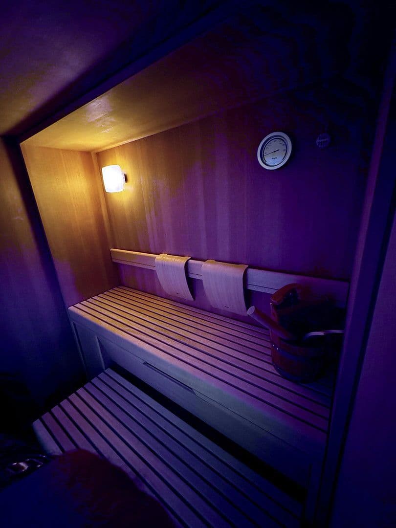 Predaj bytu 5-izbový 182 m², Köln, Severné Porýnie - Westfálsko Predaj bytu 5-izbový 182 m², Köln, Severné Porýnie - Westfálsko