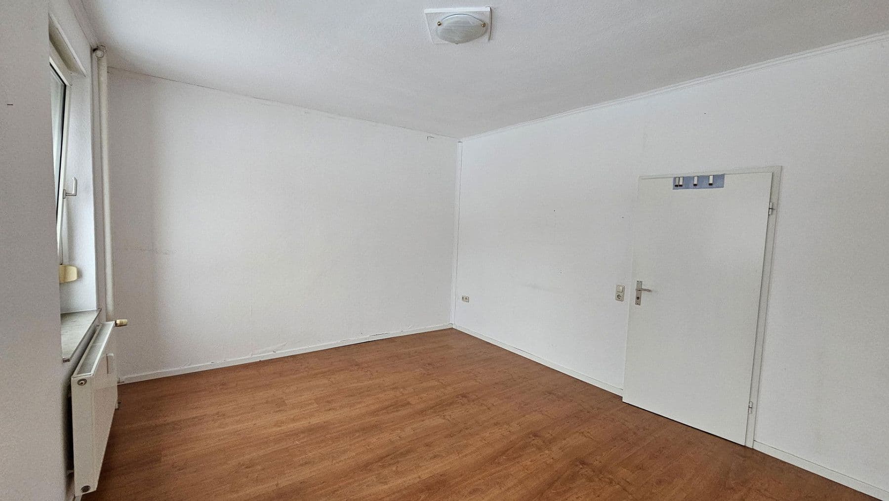 Prenájom bytu 2-izbový 70 m², Herzogenrath, Severné Porýnie - Westfálsko Prenájom bytu 2-izbový 70 m², Herzogenrath, Severné Porýnie - Westfálsko