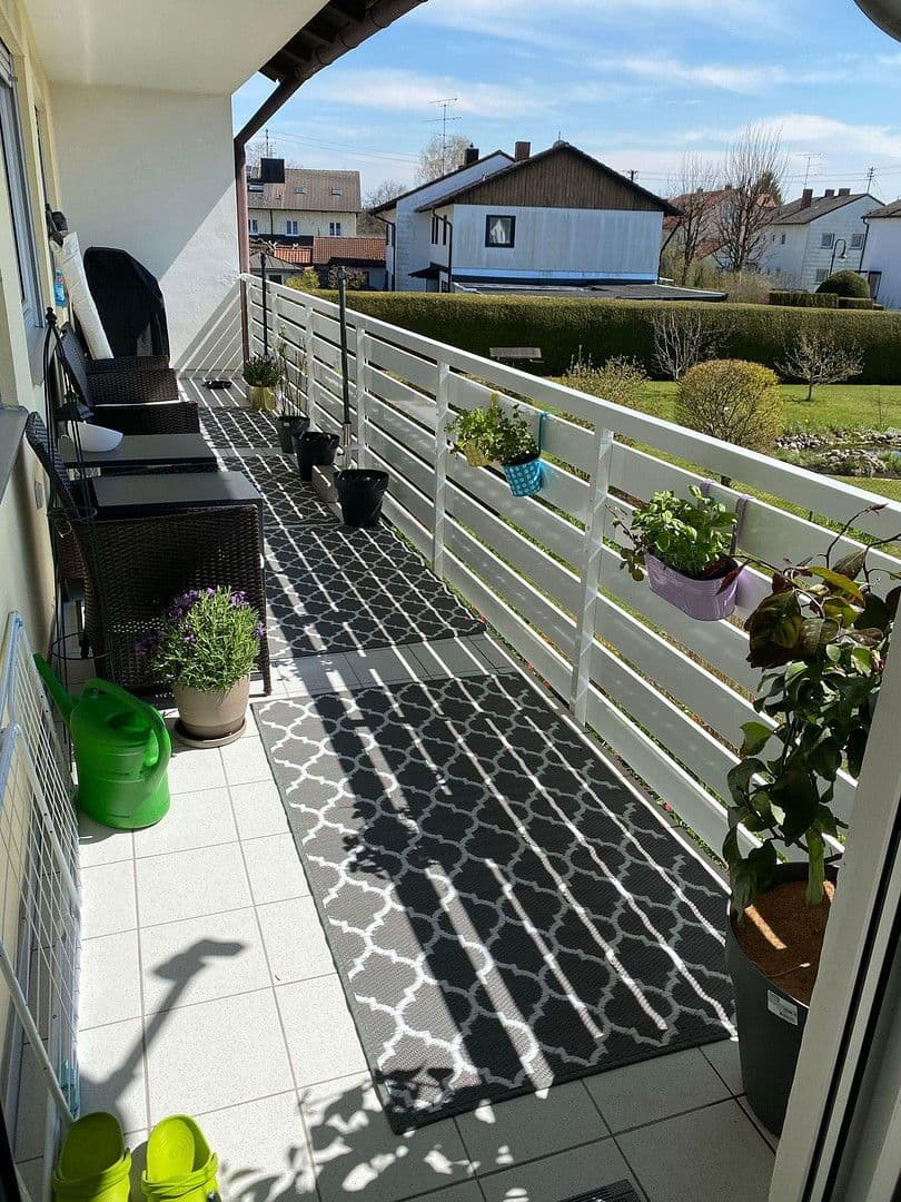 Prenájom bytu 4-izbový 100 m², Harthausen, Bavorsko Prenájom bytu 4-izbový 100 m², Harthausen, Bavorsko