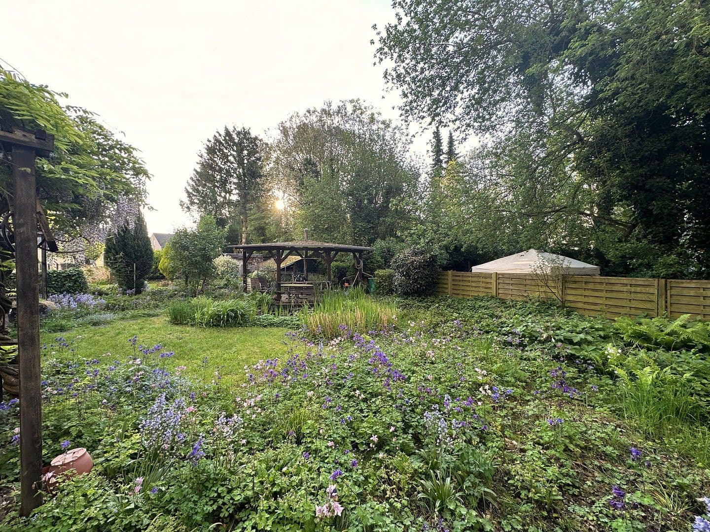 Prenájom bytu 3-izbový 87 m², Hattinger Str., Bochum, Severné Porýnie - Westfálsko Prenájom bytu 3-izbový 87 m², Hattinger Str., Bochum, Severné Porýnie - Westfálsko