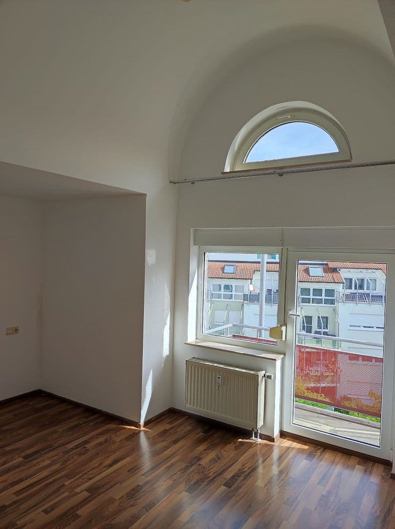 Prenájom bytu 3-izbový 93 m², Bei den Linden 6, Laichingen, Bádensko-Wurttembersko Prenájom bytu 3-izbový 93 m², Bei den Linden 6, Laichingen, Bádensko-Wurttembersko