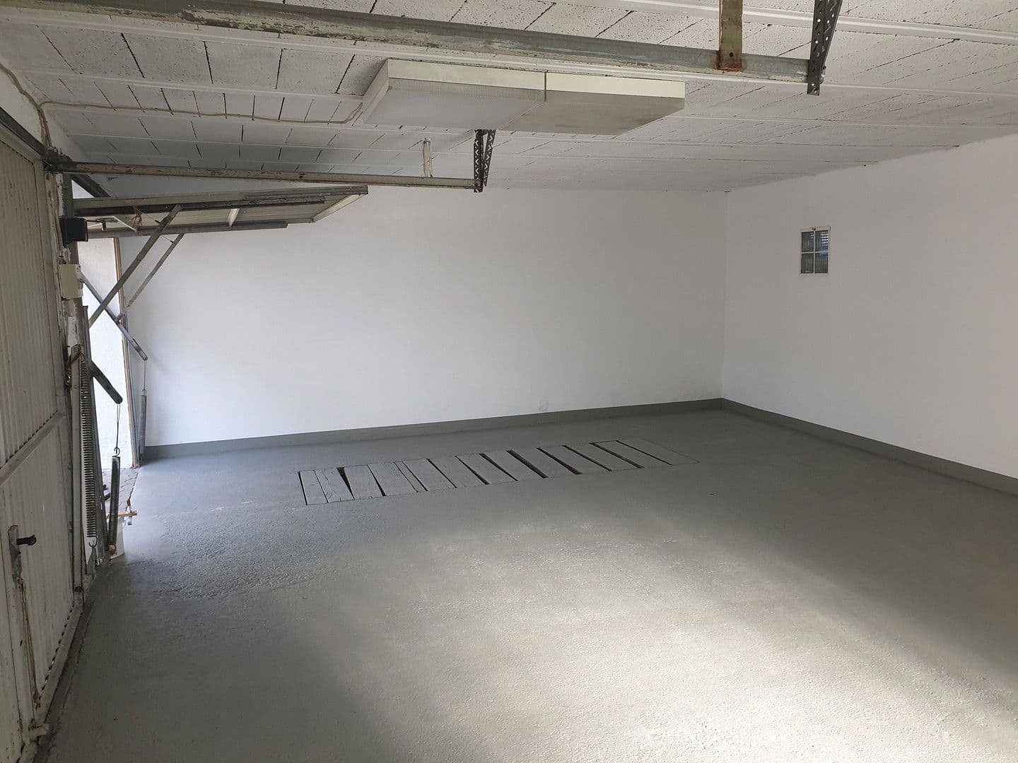 Predaj domu 232 m², pozemek 466 m², Bürgermeister-Regitz-Str. 61, Neunkirchen, Sársko Predaj domu 232 m², pozemek 466 m², Bürgermeister-Regitz-Str. 61, Neunkirchen, Sársko