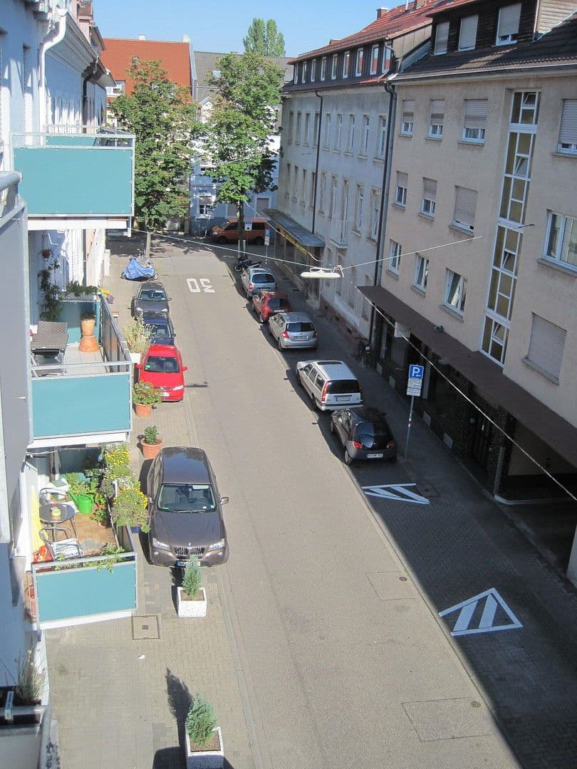 Prenájom bytu 2-izbový 65 m², Viktoria Str. 12, Karlsruhe, Bádensko-Wurttembersko Prenájom bytu 2-izbový 65 m², Viktoria Str. 12, Karlsruhe, Bádensko-Wurttembersko