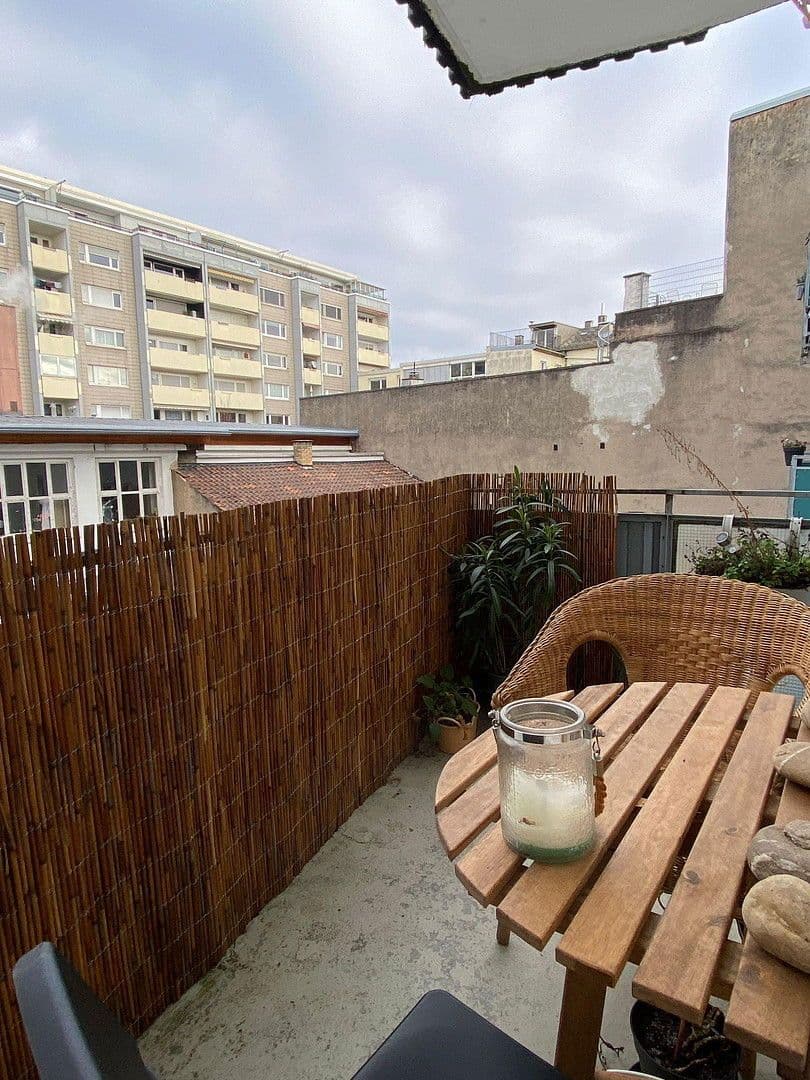 Prenájom bytu 2-izbový 65 m², Viktoria Str. 12, Karlsruhe, Bádensko-Wurttembersko Prenájom bytu 2-izbový 65 m², Viktoria Str. 12, Karlsruhe, Bádensko-Wurttembersko