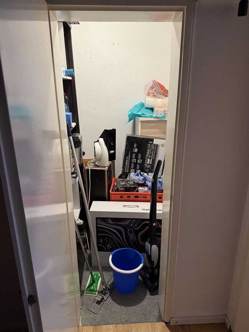 Prenájom bytu 2-izbový 65 m², Viktoria Str. 12, Karlsruhe, Bádensko-Wurttembersko Prenájom bytu 2-izbový 65 m², Viktoria Str. 12, Karlsruhe, Bádensko-Wurttembersko