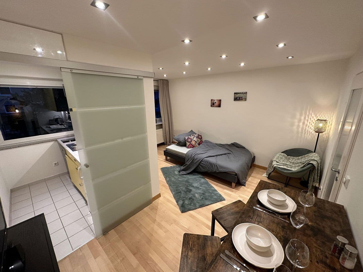 Prenájom bytu 1-izbový 26 m², Leonhard-Frank-Straße 7, München, Bavorsko Prenájom bytu 1-izbový 26 m², Leonhard-Frank-Straße 7, München, Bavorsko