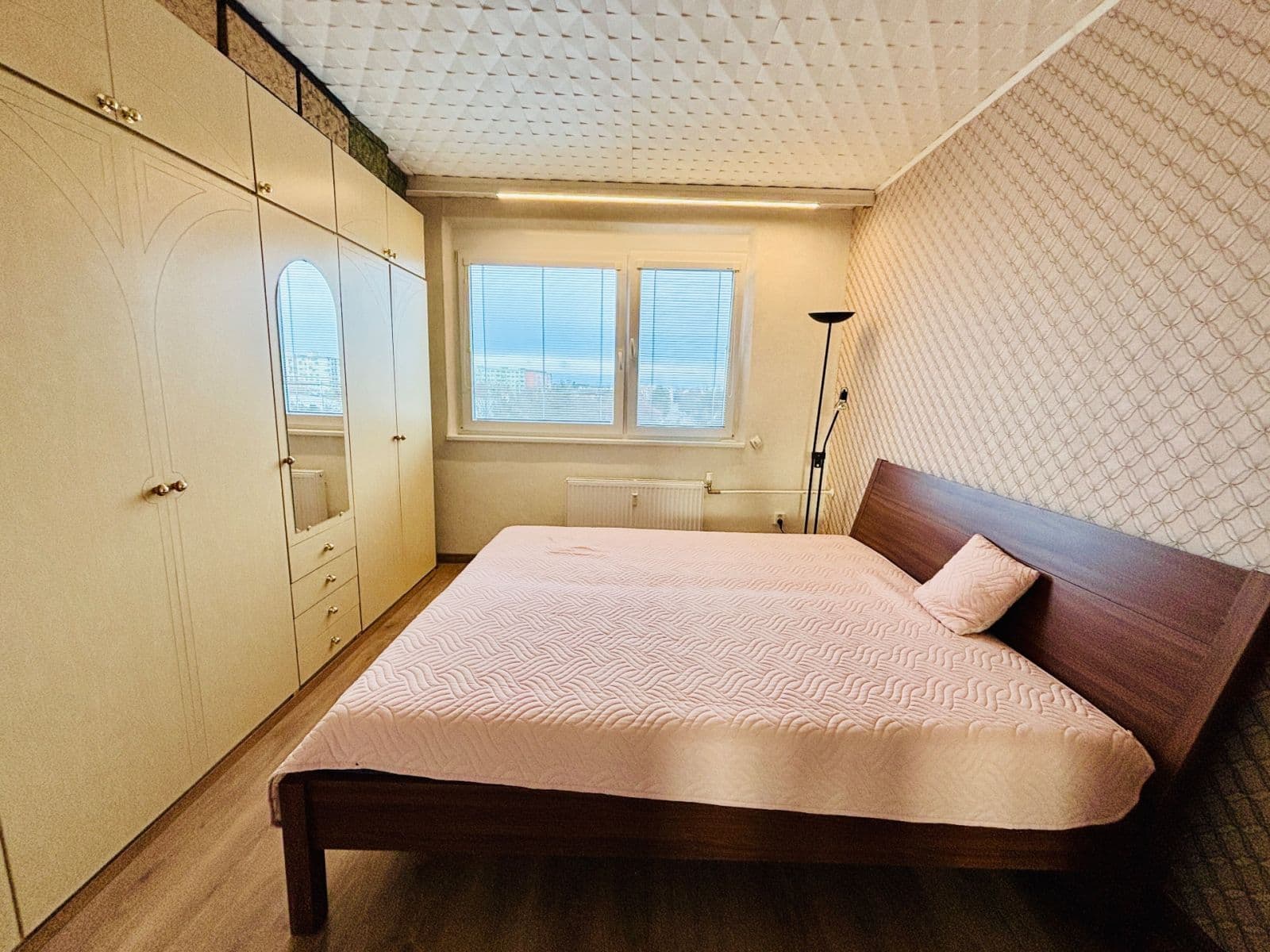 Predaj bytu 3-izbový 65 m², Lotyšská, Podunajské Biskupice, Bratislavský kraj Predaj bytu 3-izbový 65 m², Lotyšská, Podunajské Biskupice, Bratislavský kraj