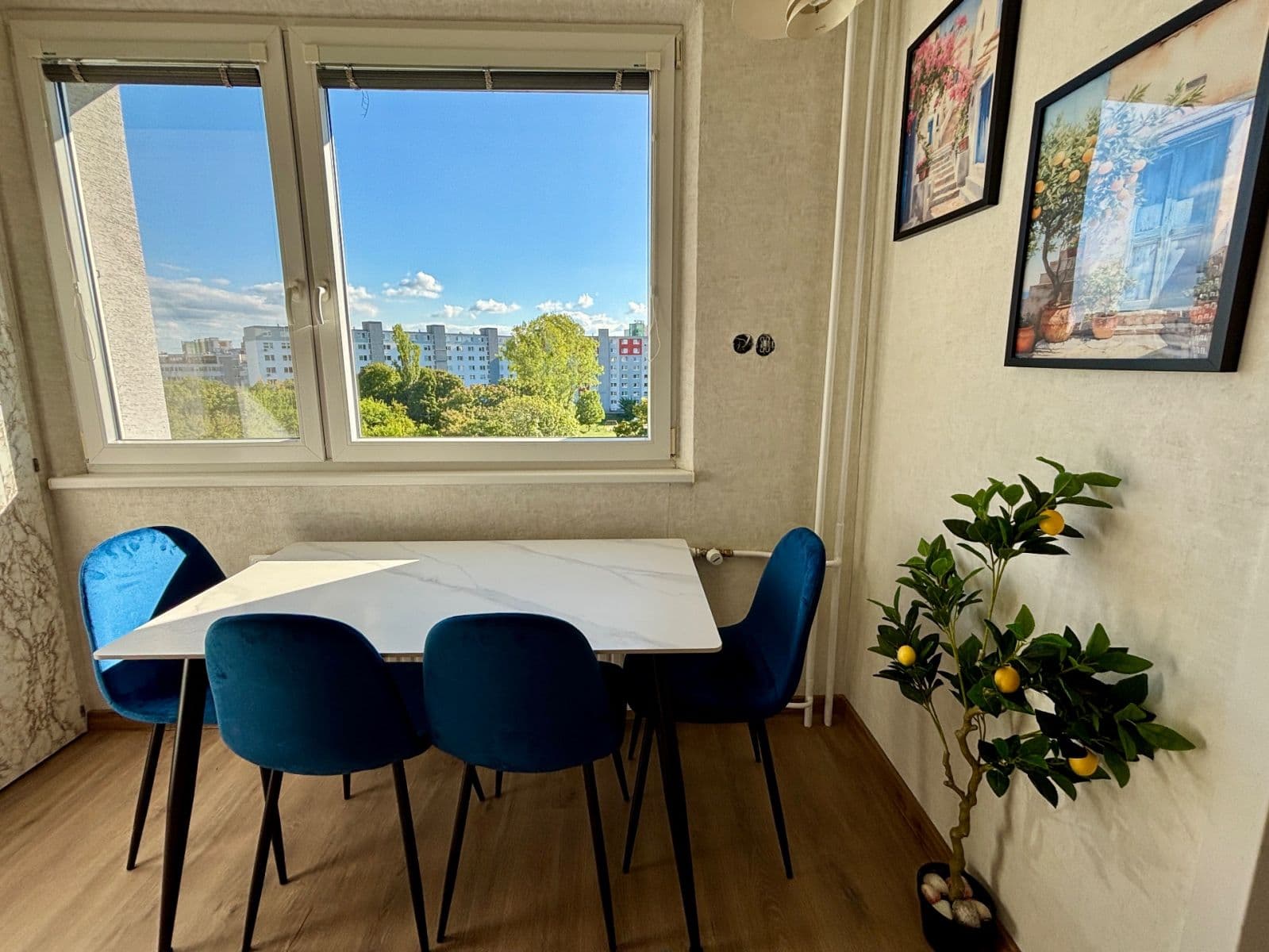 Predaj bytu 3-izbový 65 m², Lotyšská, Podunajské Biskupice, Bratislavský kraj Predaj bytu 3-izbový 65 m², Lotyšská, Podunajské Biskupice, Bratislavský kraj