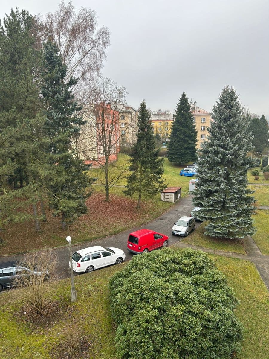 Prenájom bytu 3-izbový 72 m², Lounská, Liberec, Liberecký kraj Prenájom bytu 3-izbový 72 m², Lounská, Liberec, Liberecký kraj