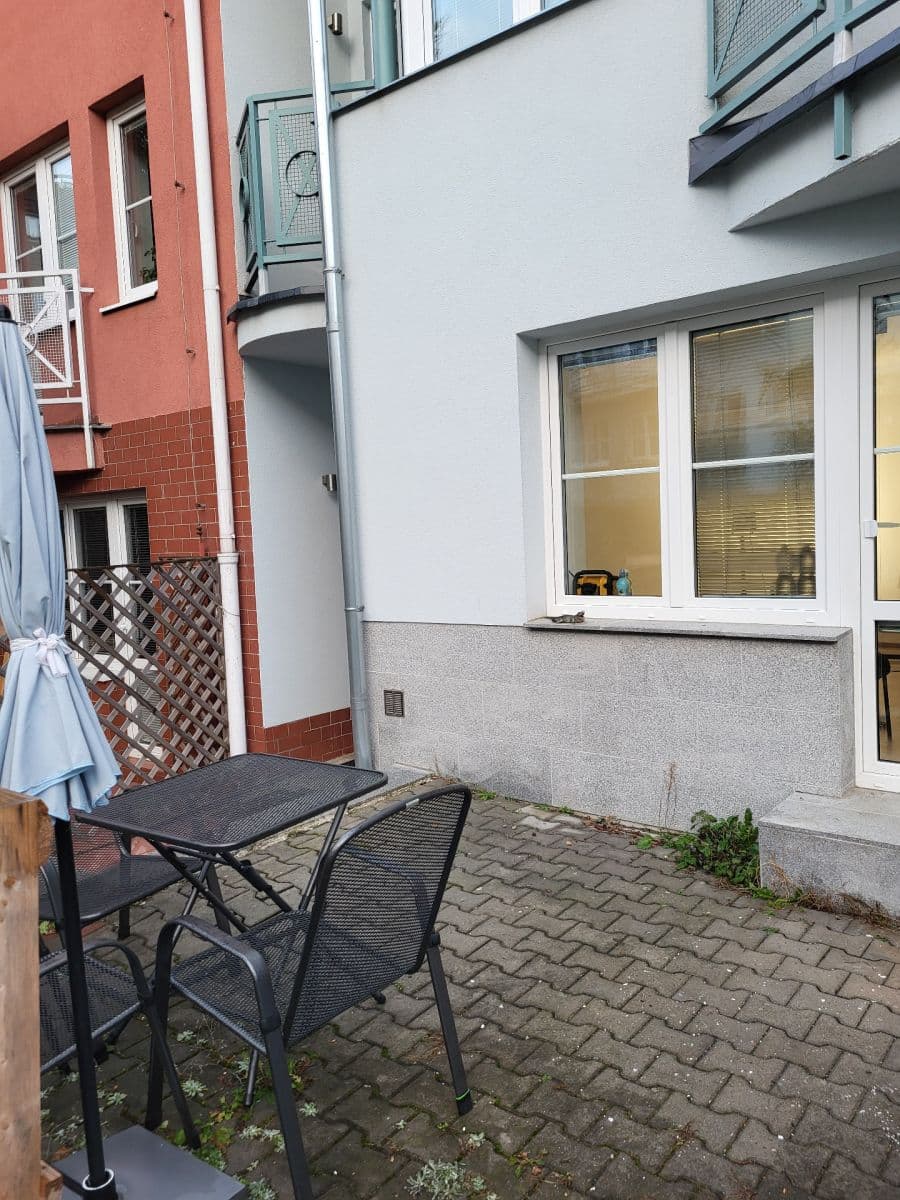 Prenájom bytu 1-izbový 30 m², Hajní, Praha, Praha Prenájom bytu 1-izbový 30 m², Hajní, Praha, Praha