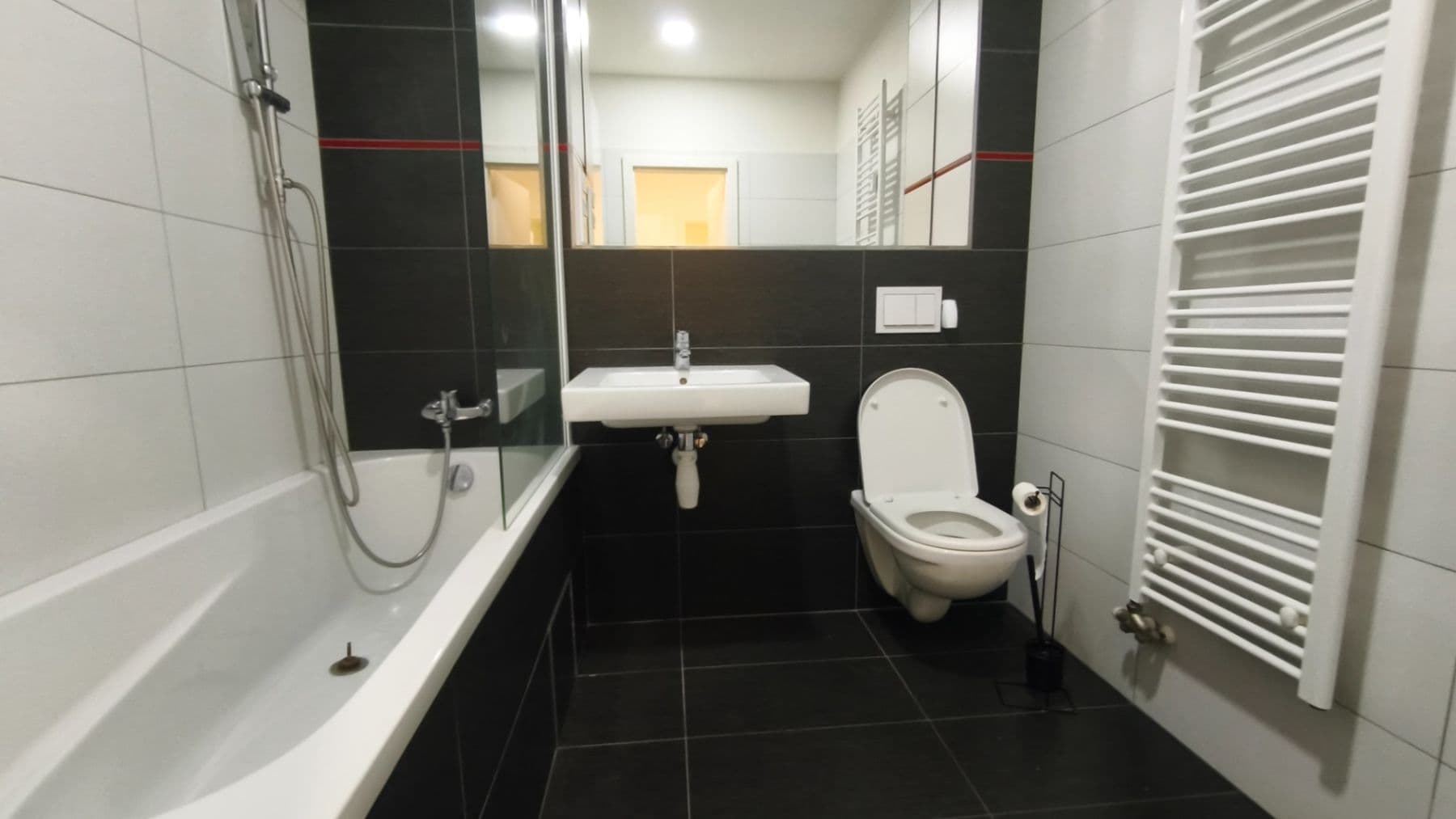 Prenájom bytu 3-izbový 57 m², Na Okraji, Hořovice, Středočeský kraj Prenájom bytu 3-izbový 57 m², Na Okraji, Hořovice, Středočeský kraj