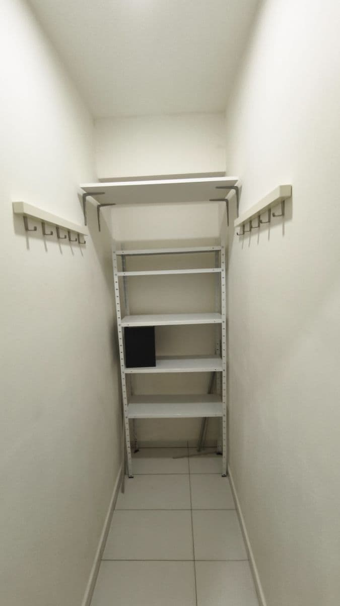 Prenájom bytu 3-izbový 57 m², Na Okraji, Hořovice, Středočeský kraj Prenájom bytu 3-izbový 57 m², Na Okraji, Hořovice, Středočeský kraj