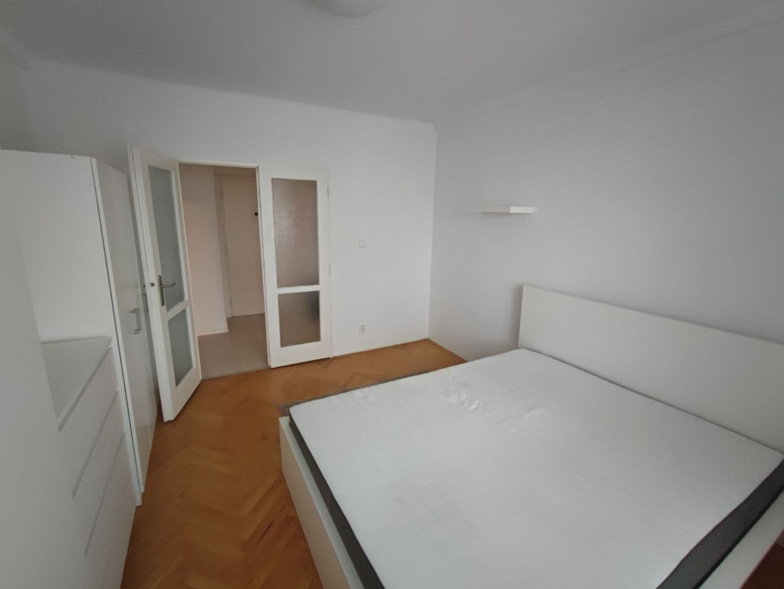 Prenájom bytu 2-izbový 62 m², Chlumčanského, Praha, Praha Prenájom bytu 2-izbový 62 m², Chlumčanského, Praha, Praha