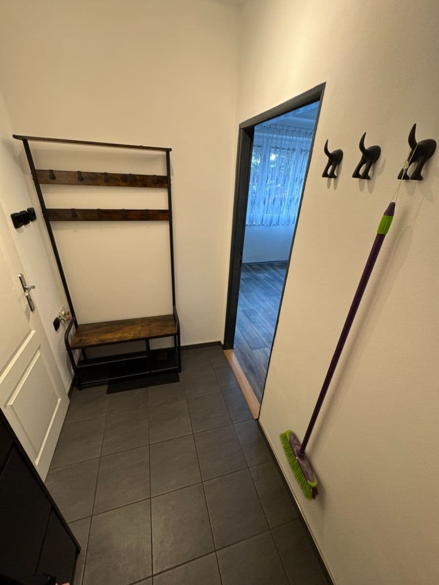 Prenájom bytu Garsoniéra 29 m², 1. máje, Uhlířské Janovice, Středočeský kraj Prenájom bytu Garsoniéra 29 m², 1. máje, Uhlířské Janovice, Středočeský kraj